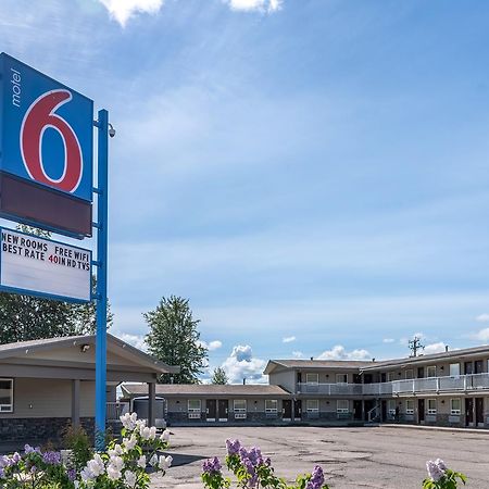 Motel 6-Fort Nelson, Bc Экстерьер фото