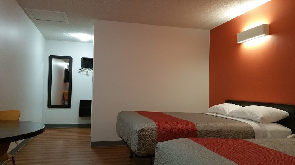 Motel 6-Fort Nelson, Bc Экстерьер фото